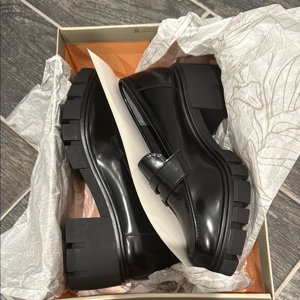 Black Chunky Loafers
